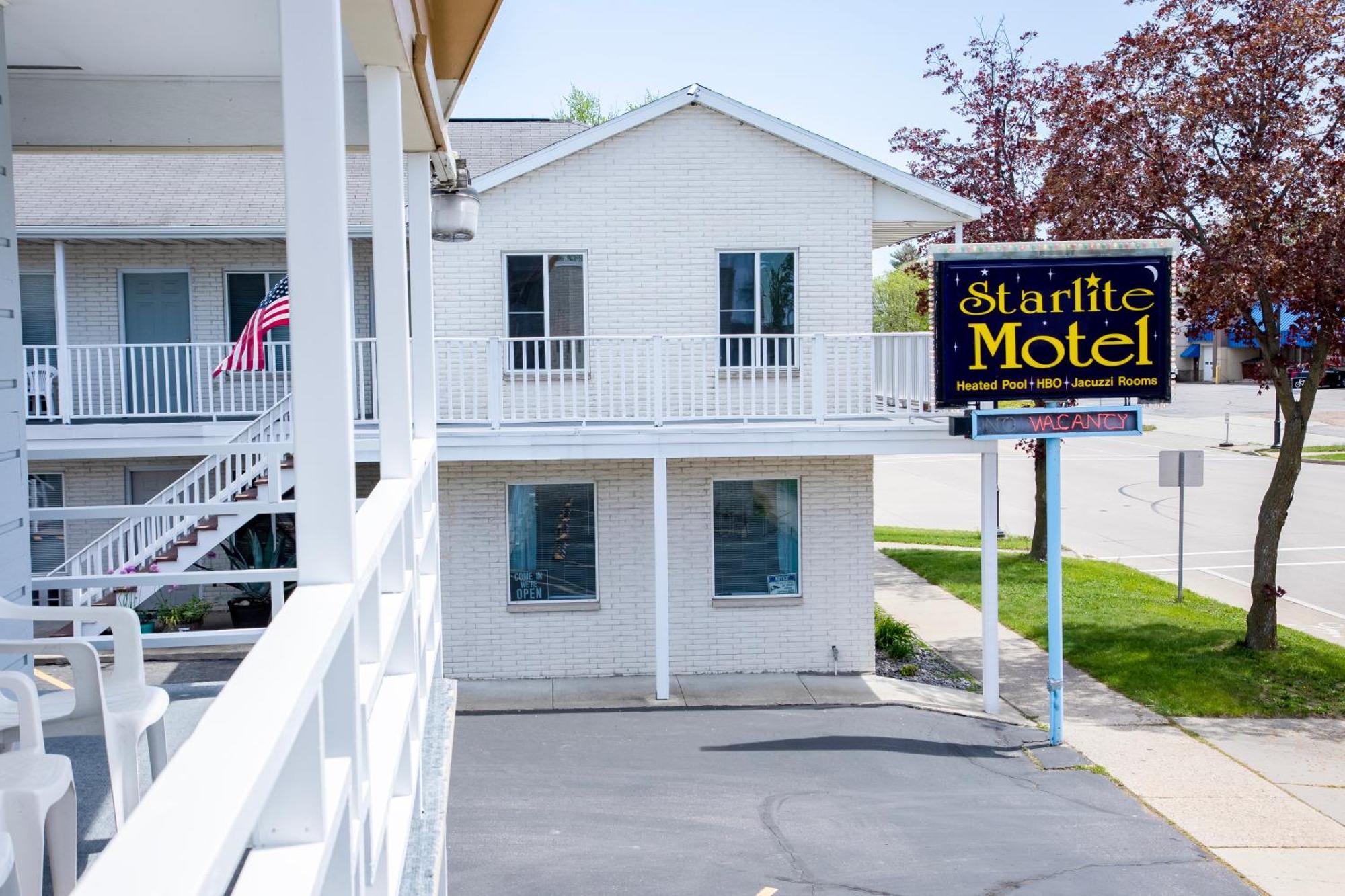 Starlite Motel Wisconsin Dells Eksteriør billede