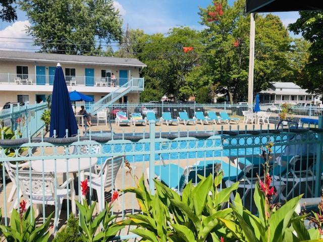 Starlite Motel Wisconsin Dells Eksteriør billede